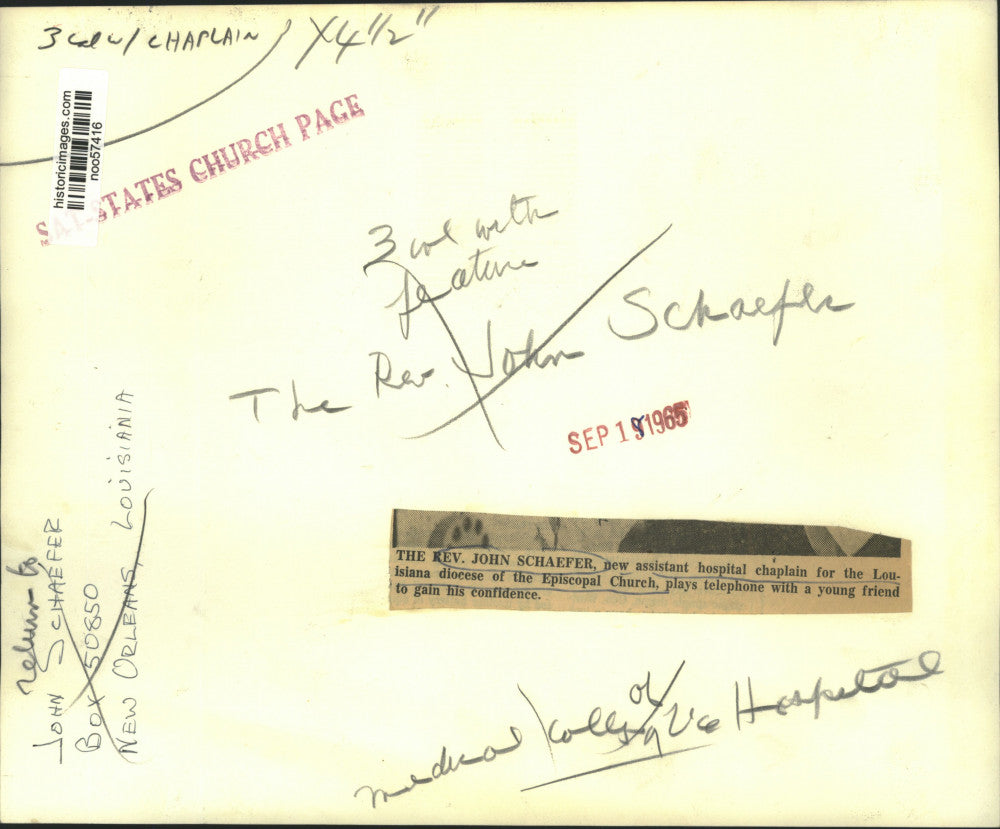 1965 Press Photo Reverend John Schaefer plays Telephone with Child at Hospital