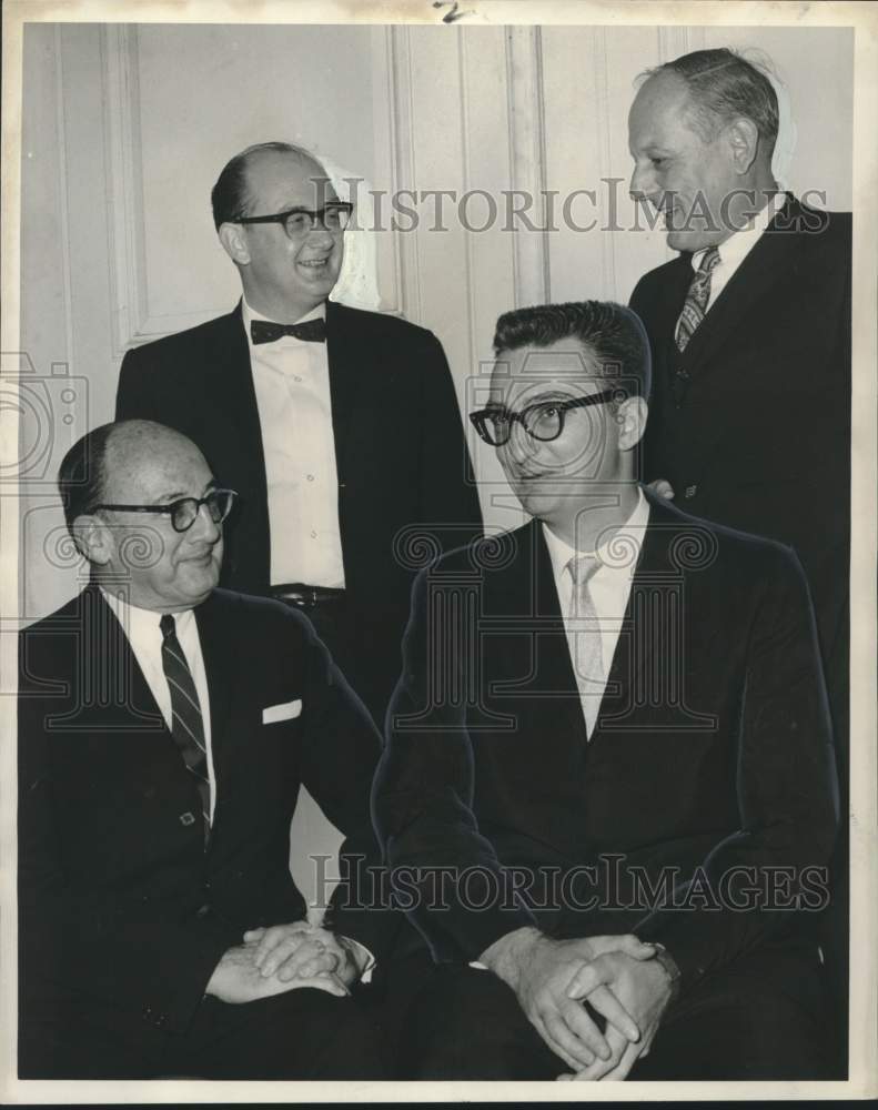 1966 Press Photo Theatrical &quot;Internship&quot; for University of Southern Mississippi- Historic Images