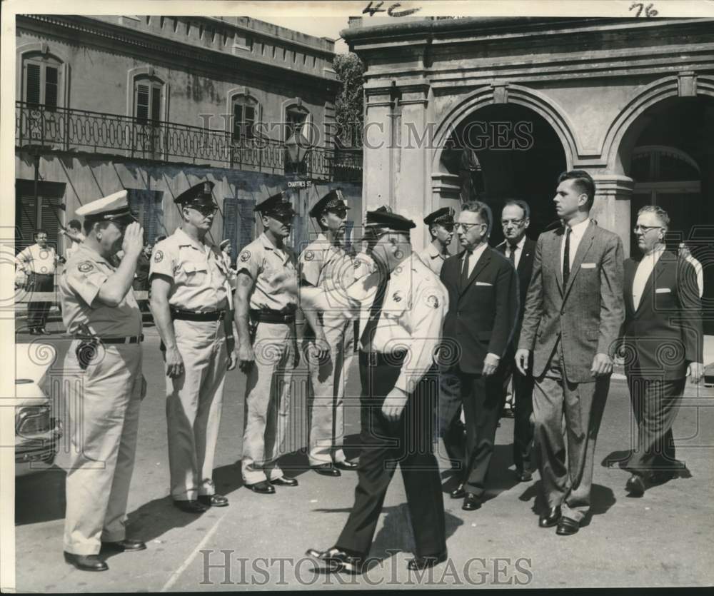 1959 Press Photo Police Department crewmen at inspection, St. Louis Cathedral