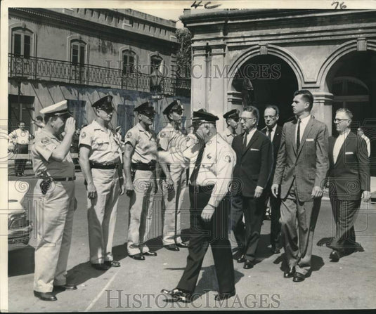 1959 Press Photo Police Department crewmen at inspection, St. Louis Cathedral
