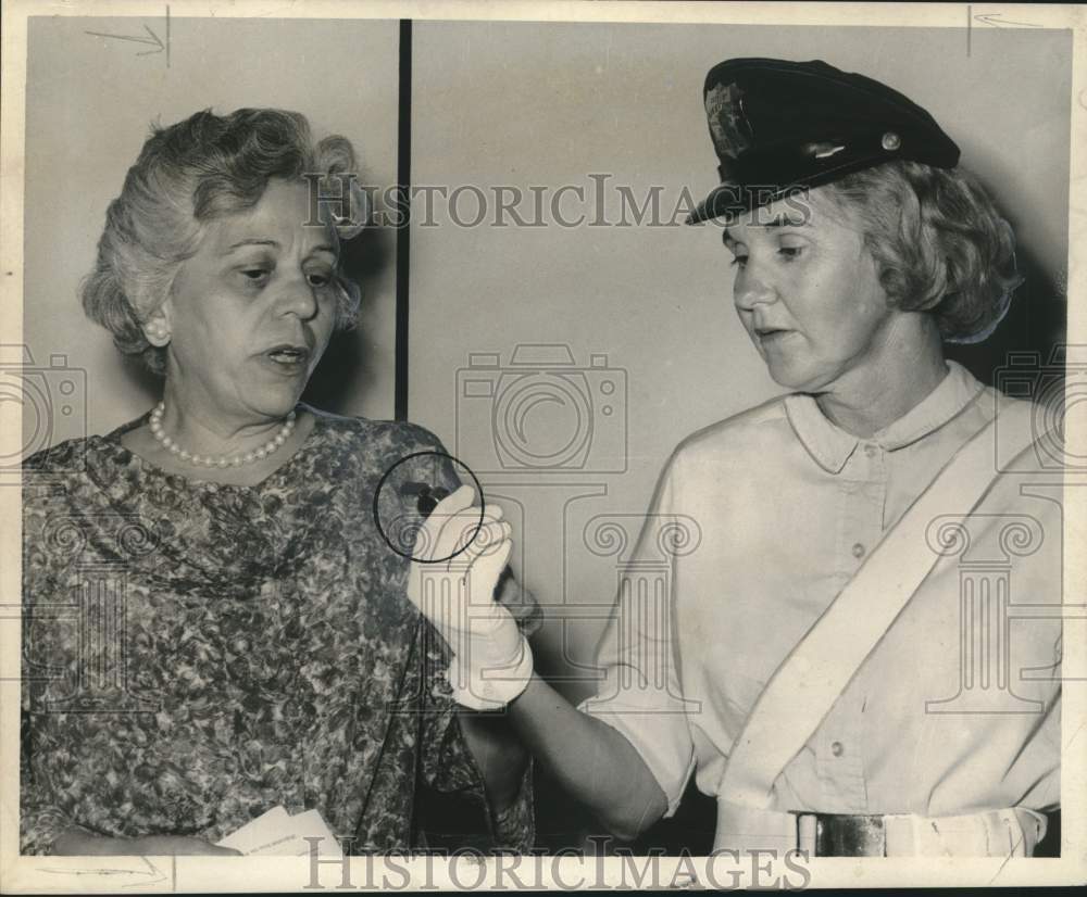 1967 Press Photo Mrs. Koury, Mrs. Grusich both attended self-defense class- Historic Images