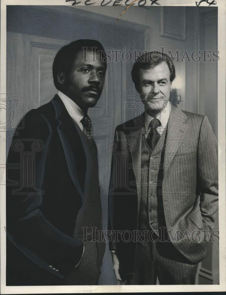 1973 Press Photo Actors Richard Roundtree And Robert Culp - noo59173