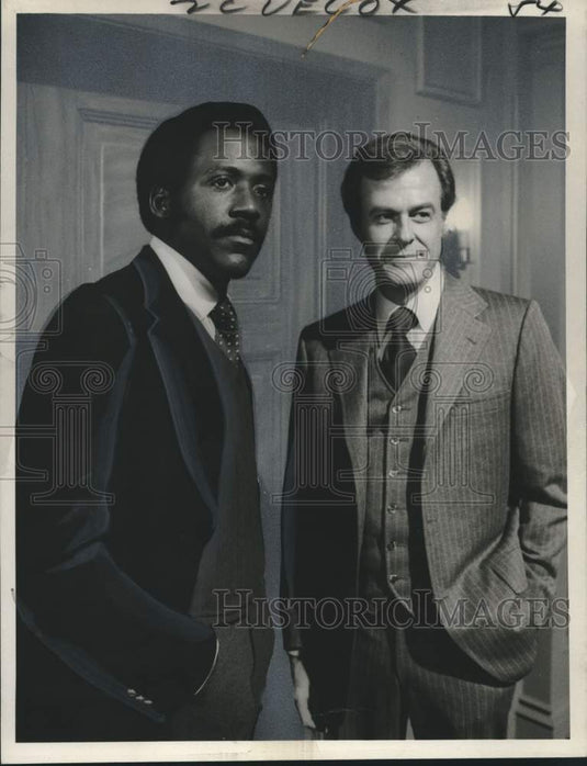 1973 Press Photo Actors Richard Roundtree And Robert Culp - noo59173