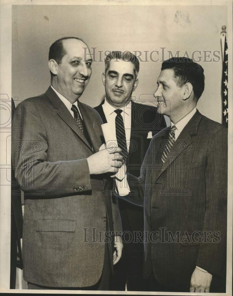 1964 Press Photo Dr. Alberto Prieto Receives Ecuadorian Decoration &quot;Al Merito&quot;- Historic Images