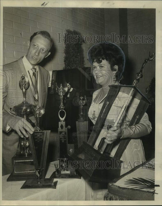 1969 Press Photo Photographers Awards winner Mrs. Eugene Ragan at Fontainebleau