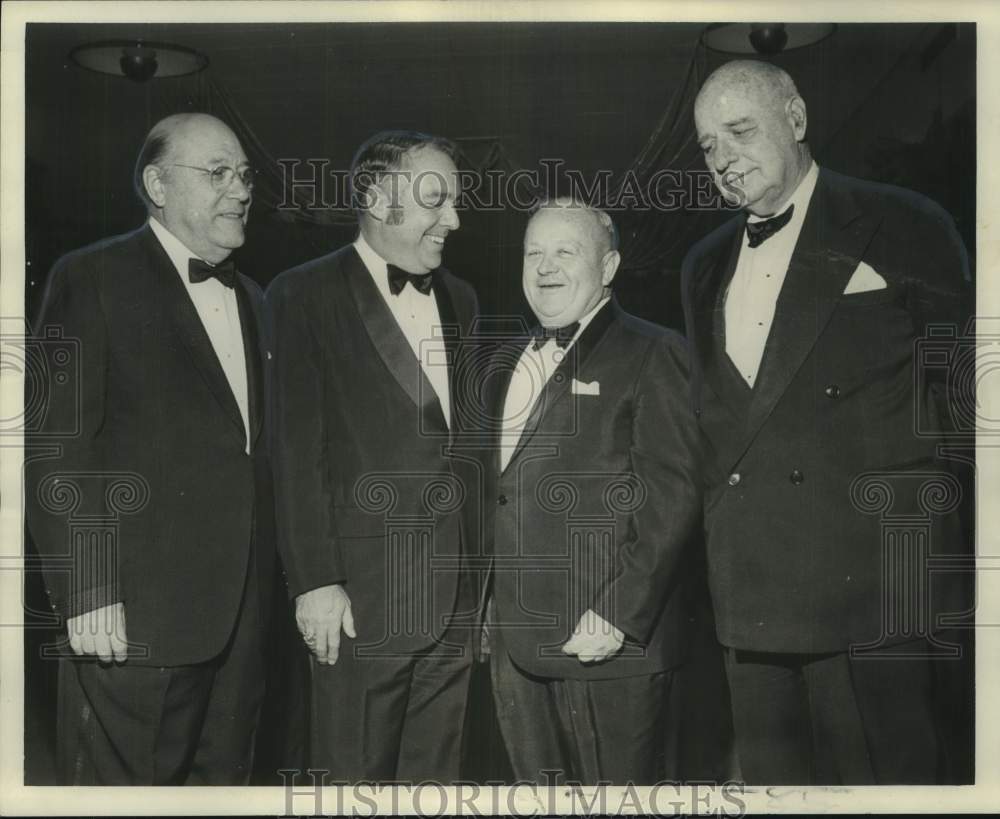 1971 Press Photo Louisiana Racing Hall of Fame ceremony at the Fair Grounds- Historic Images