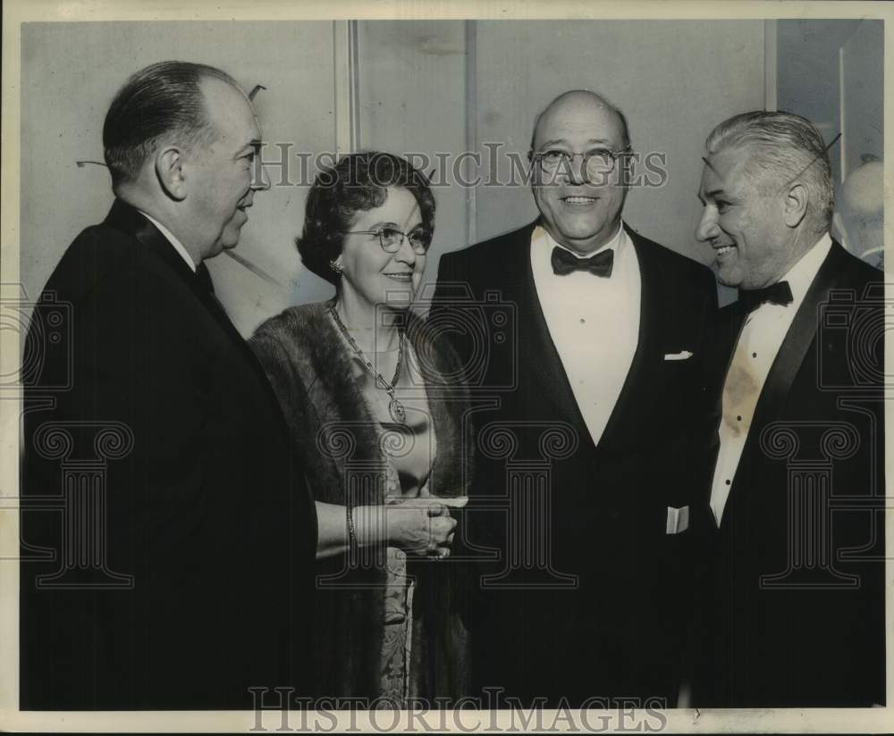 1967 Press Photo Herve Racivitch attending a banquet with his colleagues- Historic Images