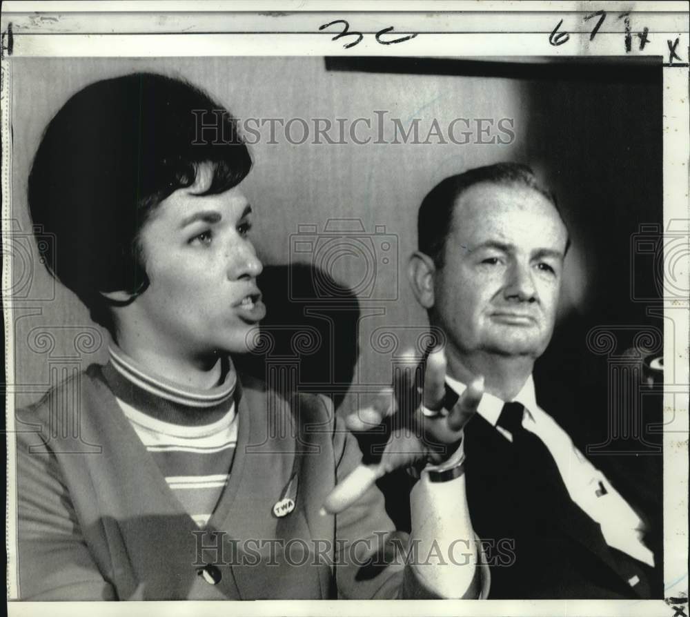 1969 Press Photo Barbara Smithdeal- News conference of the Hijacked TWA jetliner- Historic Images