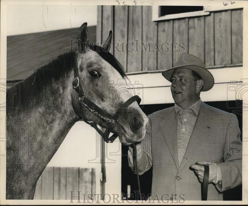 Press Photo Charles Sanborn With the Horse, Ace Destroyer - noo63102- Historic Images