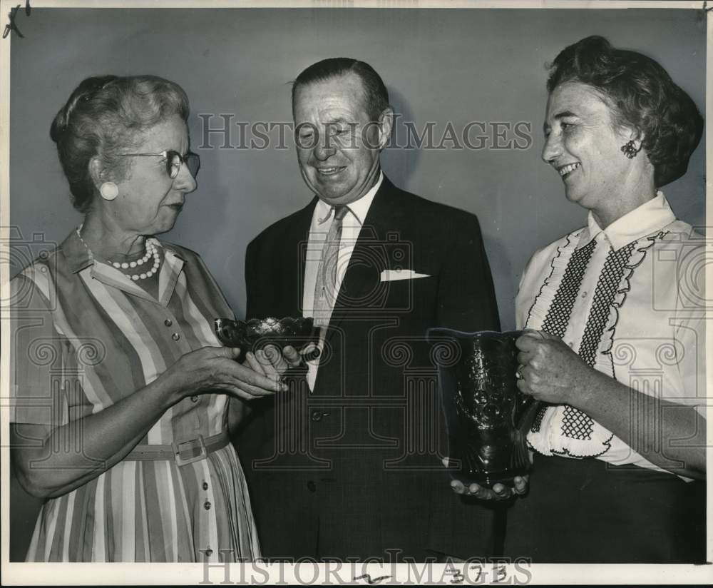 1966 Press Photo Patio Planters display White Elephant objects in courtyard