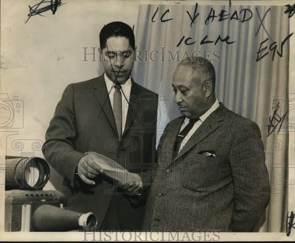 1966 Press Photo Doctors Talk at New Orleans Medical Association Seminar