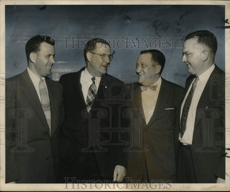 Load image into Gallery viewer, 1954 Press Photo Louisiana Republicans welcome Congressman Hugh D. Scott
