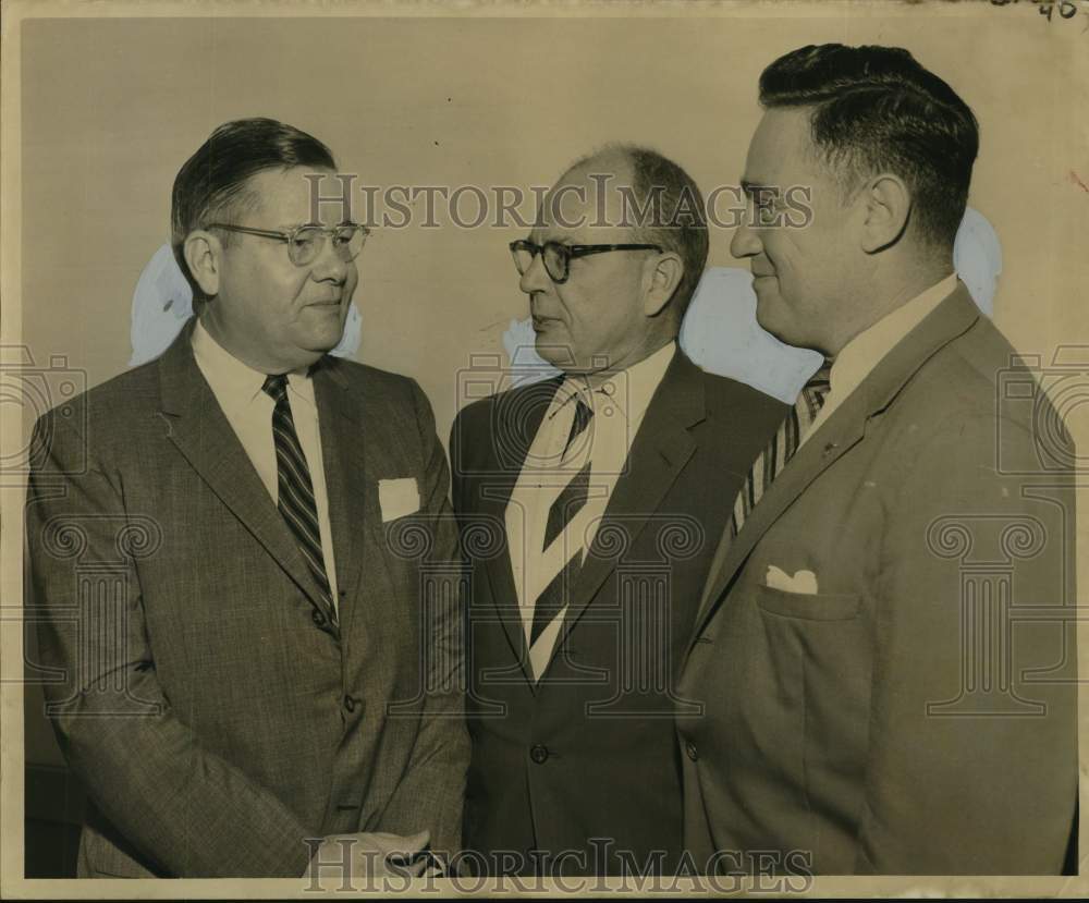 1959 Press Photo Fire Prevention Bureau president Carl Schumacher and officers