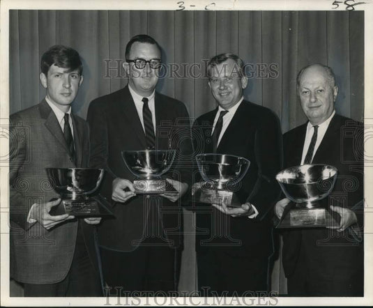1968 Press Photo Frank Schneider and other Times-Picayune reporters honored.