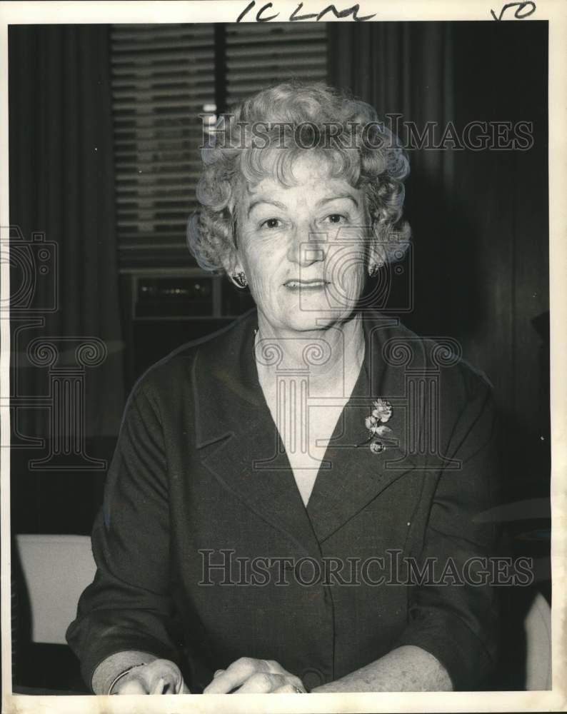Load image into Gallery viewer, 1968 Press Photo St. Louise de Marilliac Guild president Mrs. Anthony Sciambra
