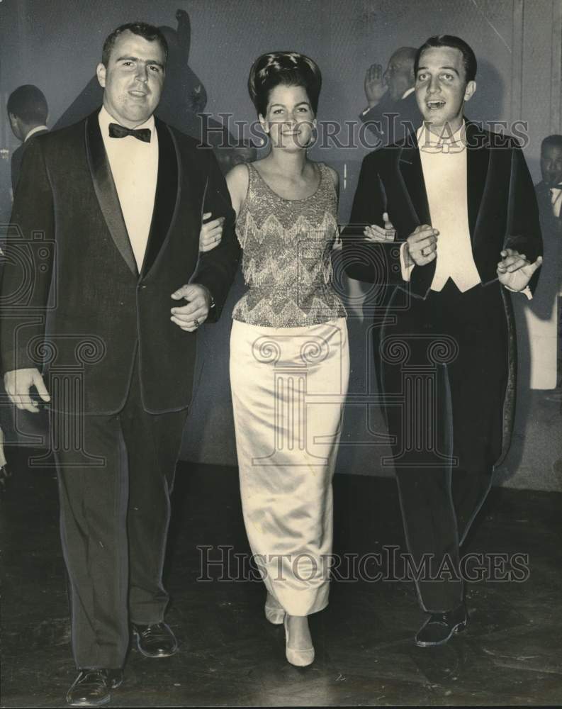 Load image into Gallery viewer, 1965 Press Photo Attendees at the gala Bachelors Club dance - noo63426

