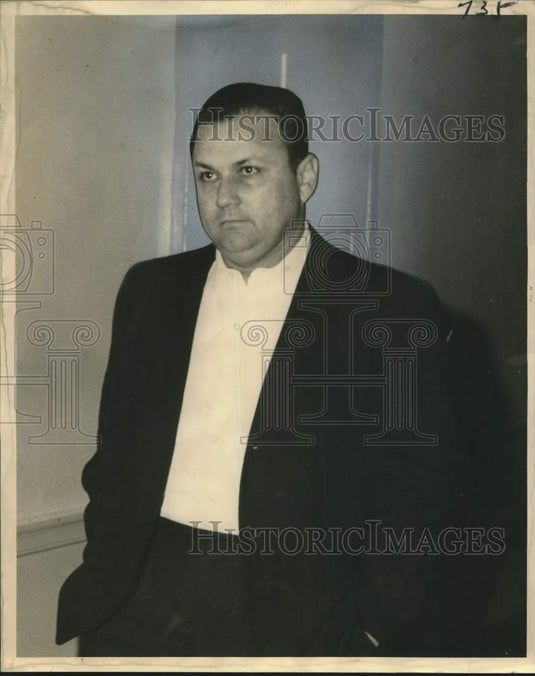 1963 Press Photo Reven St. Romaine, lottery figure in trial - noo63429
