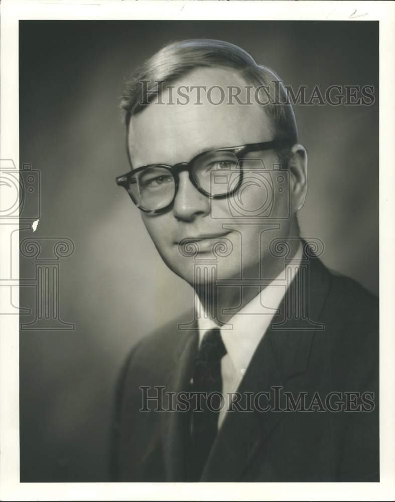 1967 Press Photo Independent Merchants and Business chairman Beauregard Redmond