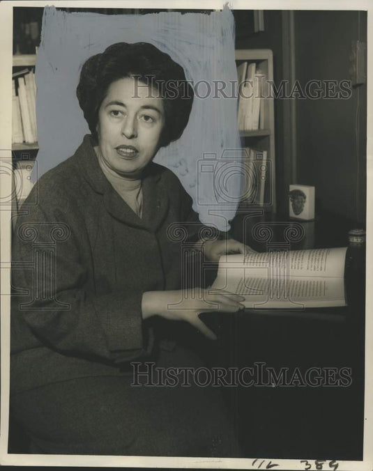 1962 Press Photo Doctor Maria C. Zardoyo, Newcomb professor of Spanish