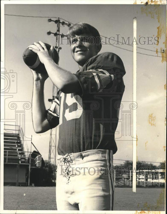 1970 Press Photo Football player,