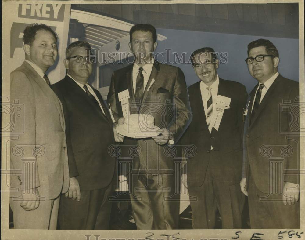 1968 Press Photo Louisiana Retail Food Dealers Association Convention Attendees
