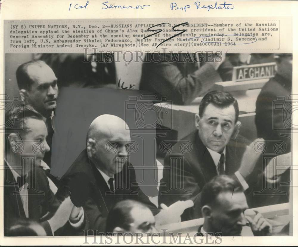 1964 Press Photo Russians Applaud Alex Quaison Sackey, United Nations President