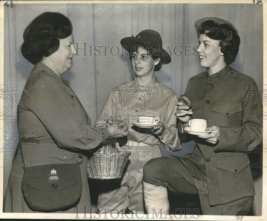 1963 Press Photo Gates of Prayer Sisterhood members at anniversary luncheon