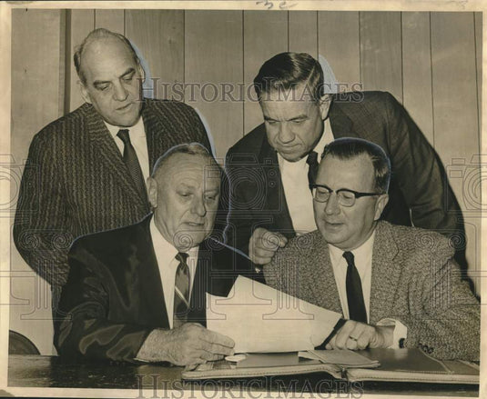 1967 Press Photo Stephan Redmann with other Sportsmen's League officers
