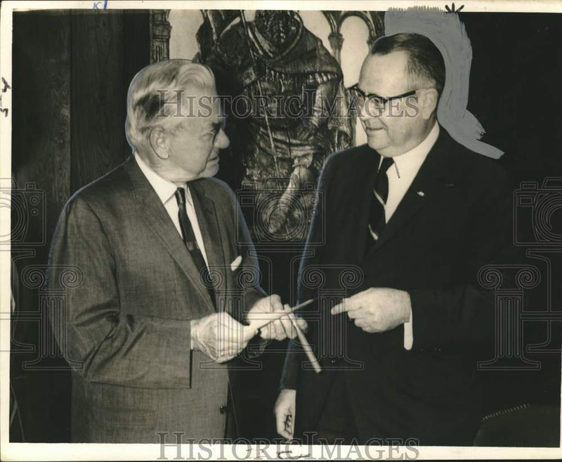Load image into Gallery viewer, 1967 Press Photo Plaquemines Parish President Accepts Bond Check For Highway

