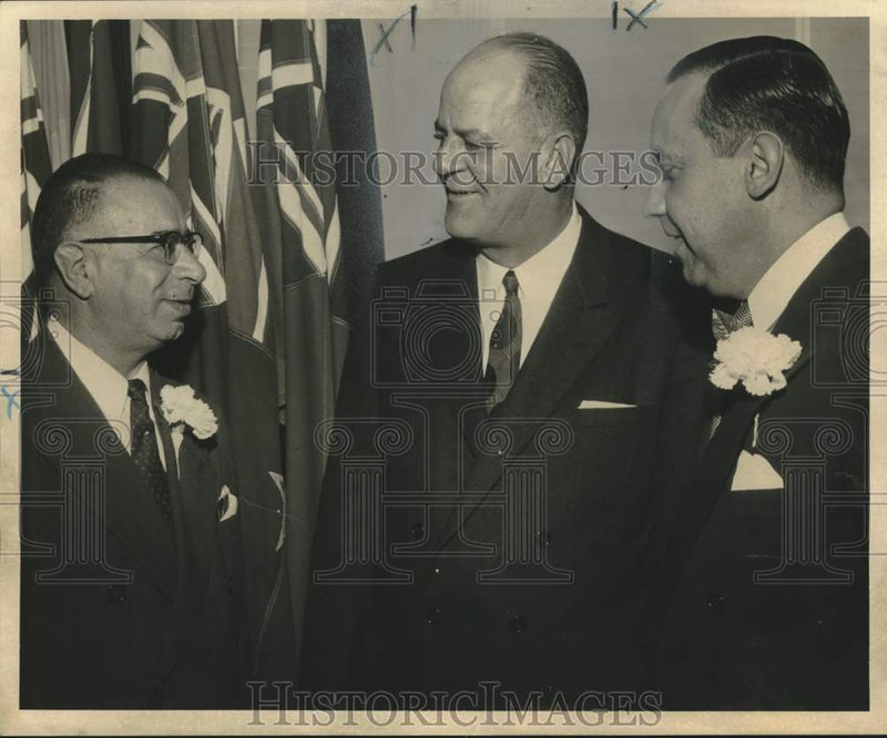 Load image into Gallery viewer, 1956 Press Photo Russell Wolfe &amp; others - noo64562
