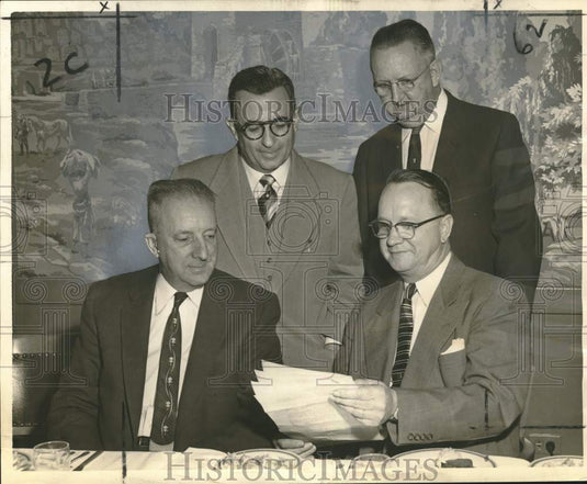 1956 Press Photo Jacob Shaaf with other Homestead board of governors - noo64611