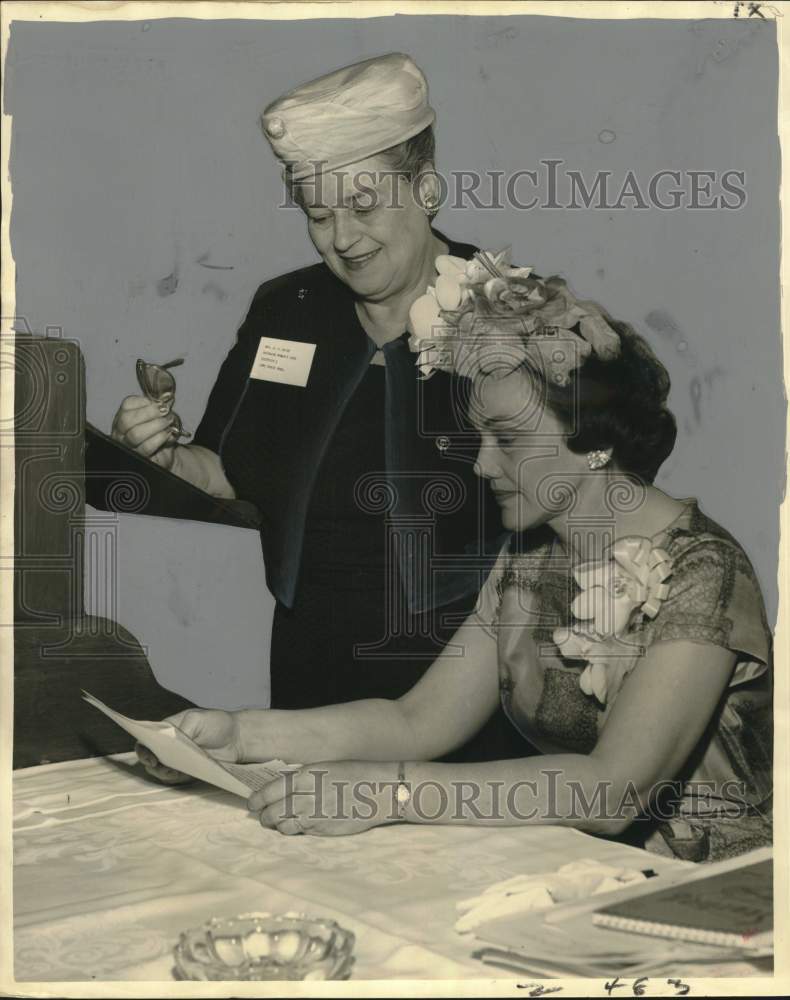 1963 Press Photo Officials At Louisiana Federation Of Women's Clubs Convention