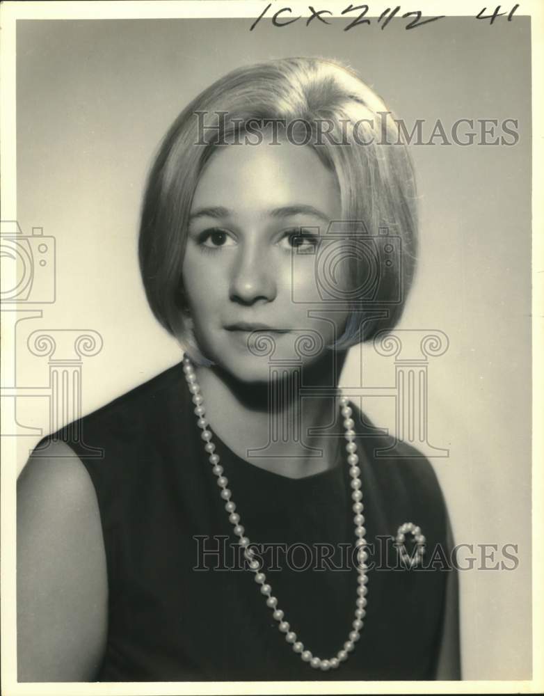 1967 Press Photo Suzanne LaCour Wilkins, Daughter of William Archibald Wilkins