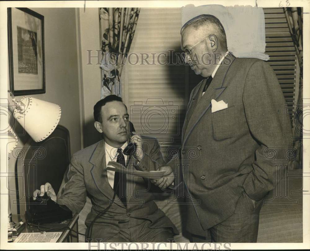 1951 Press Photo Gerald Brininstool, A.B. Willi, designers of Army tank engine