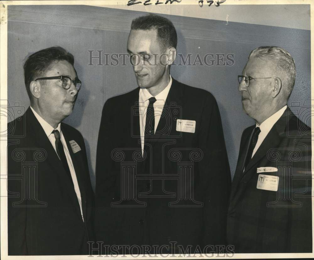 1963 Press Photo Graduate Pharmacy Seminar - L.A. Wilson and Attendees at Tulane