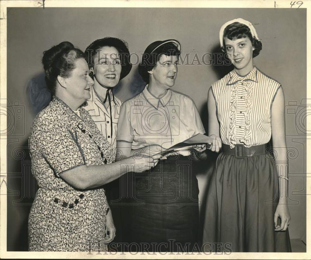1954 Press Photo Allied Beverage Industries&#39; cocktail dance planners - noo65906