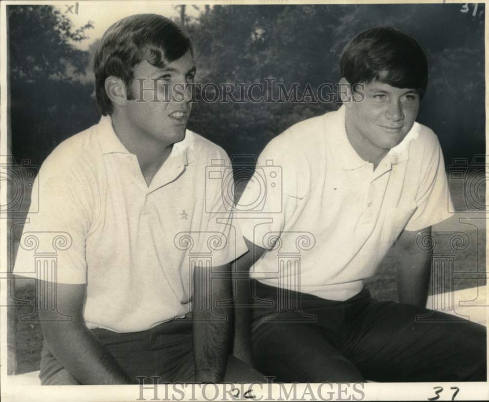 1970 Press Photo Golfers Lanny and Bob Wadkins...following the amateur sun- Historic Images