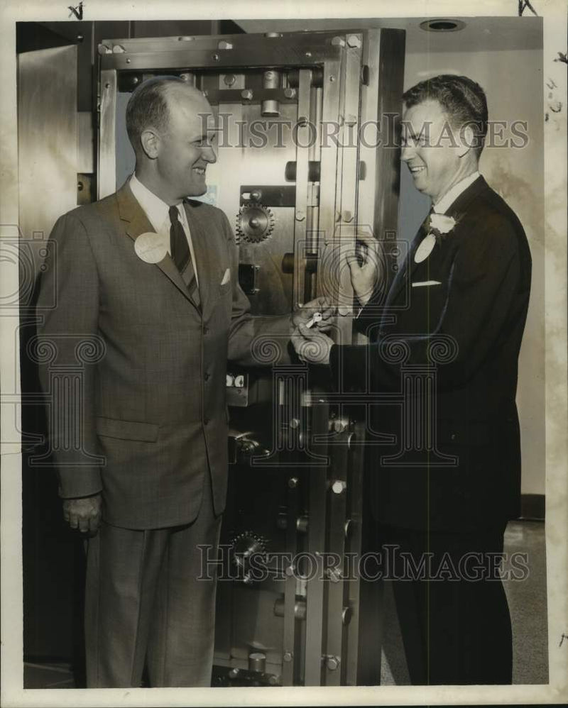 Load image into Gallery viewer, 1958 Press Photo Edward B. Weaks &amp; John Oulliber, National Bank of Commerce
