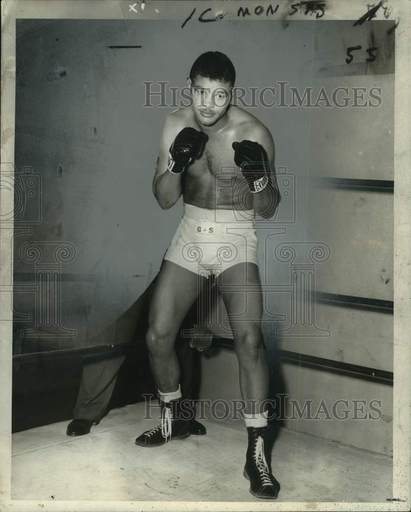 Press Photo Willie Vaughn, Boxer Trained by Roy Gardner - noo68188- Historic Images