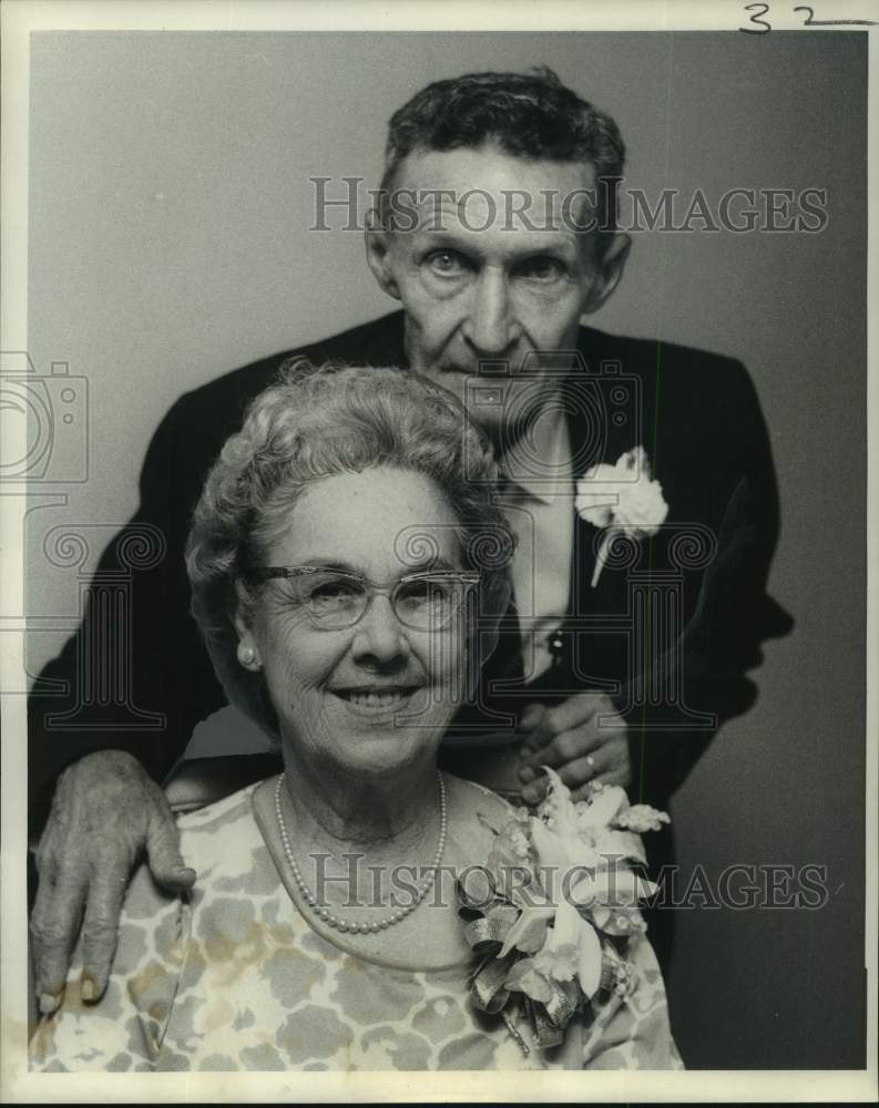 1968 Press Photo Mr. and Mrs. Karl Vosloh celebrate golden anniversary.