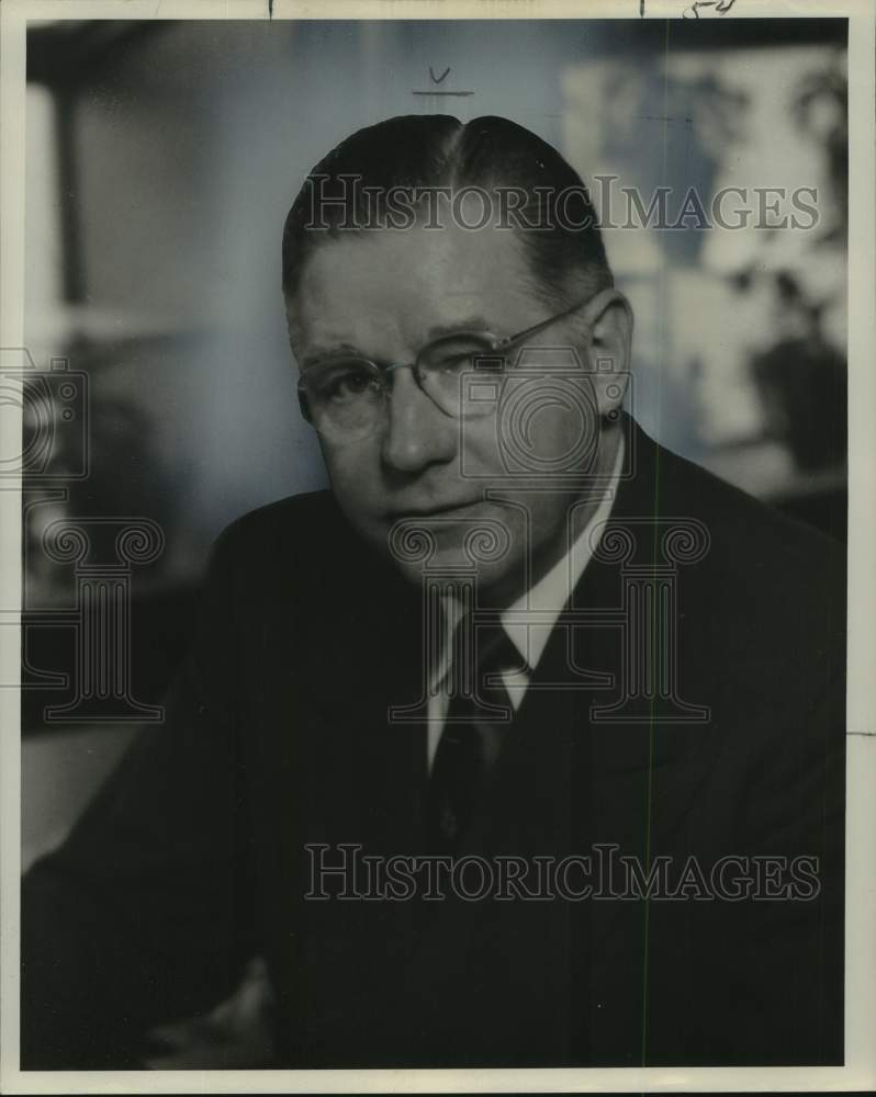 1951 Press Photo R.C. Voss, M.D of the Pan-American Life Insurance Company