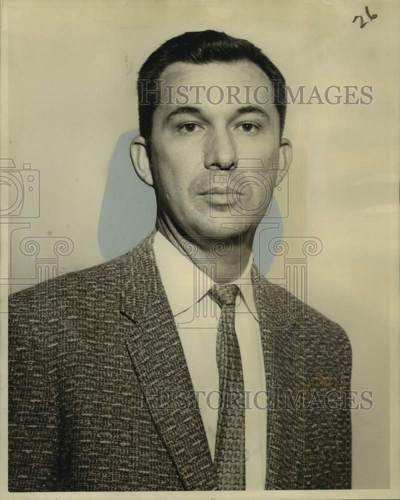 1959 Press Photo O.J. Shirley, president of Young Executives Toastmasters Club