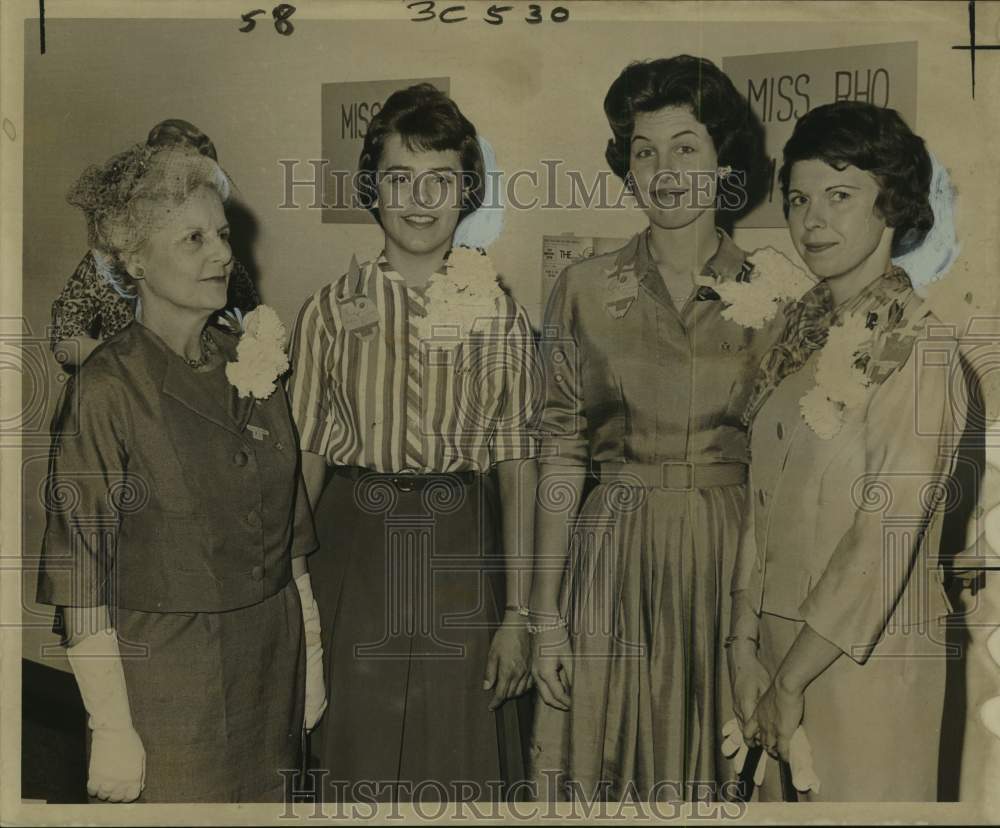 1963 Press Photo Participants at Chi Omega Sorority&#39;s Spring Eleusinian, Tulane
