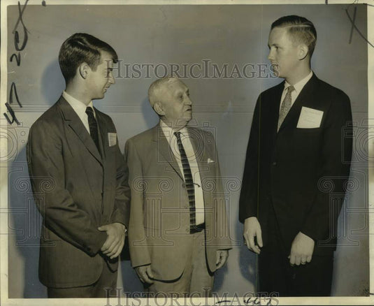 1966 Press Photo Leaders of Acacia fraternity attend meeting at the Jung Hotel