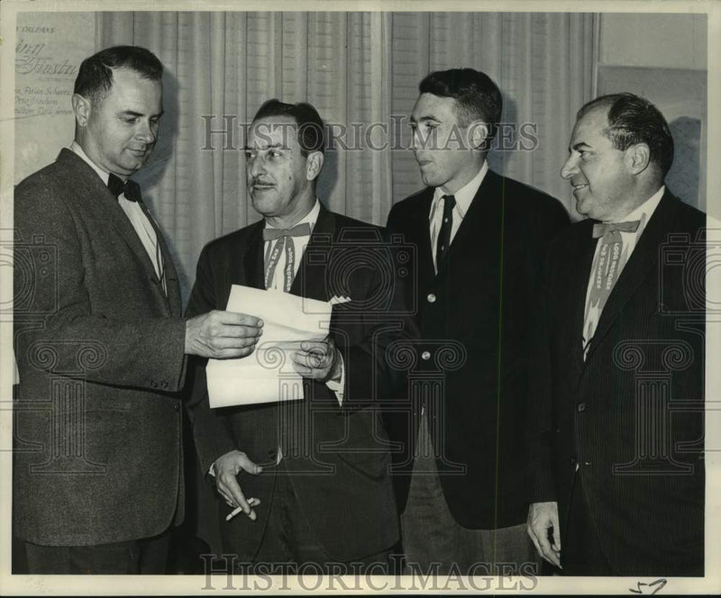 Load image into Gallery viewer, 1964 Press Photo New Orleans Food Brokers Association installed new officers
