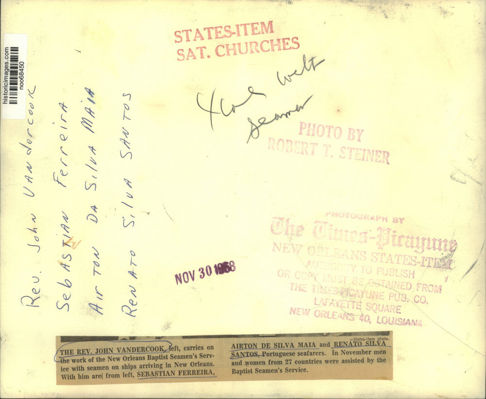 1968 Press Photo New Orleans Baptist Seamen's Service with Portuguese seafarers