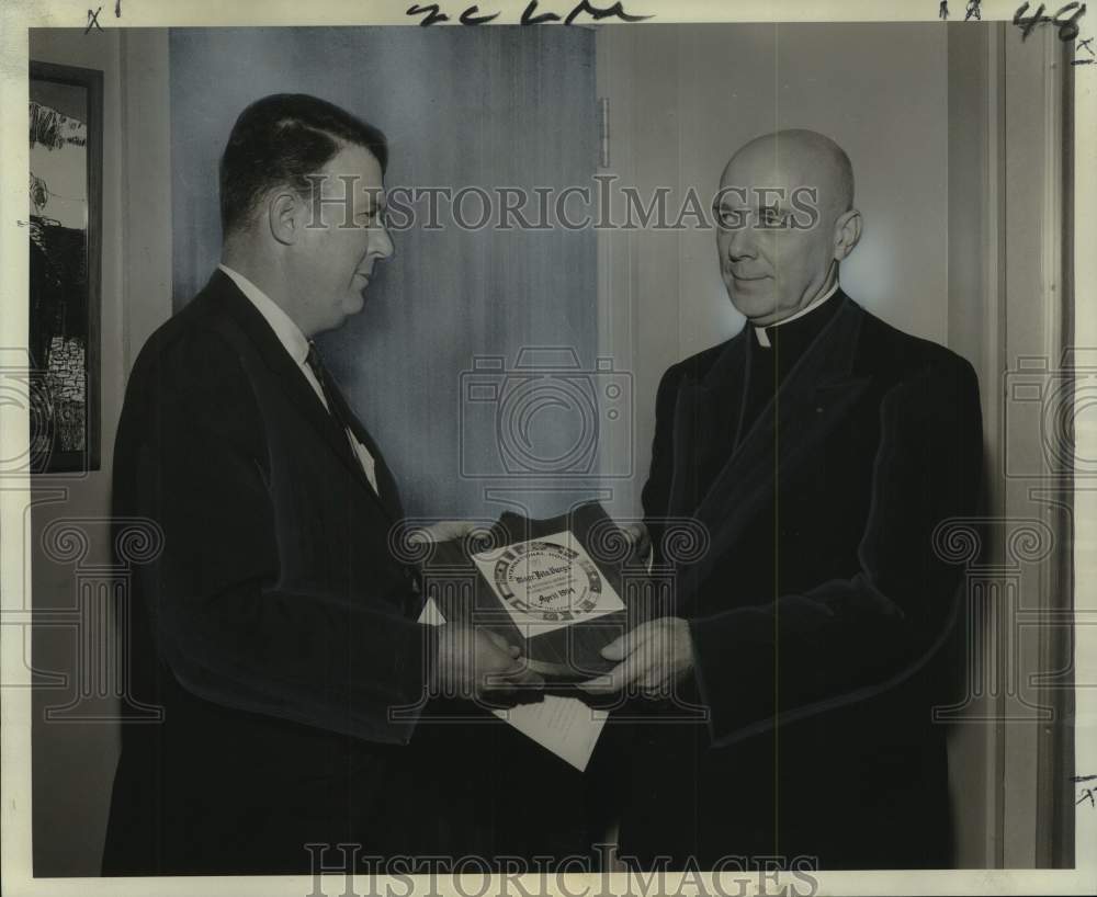 1964 Press Photo Monsignor Bela Varga receives plaque from Richard L. Hindermann
