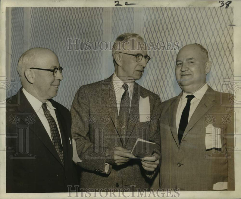Load image into Gallery viewer, 1957 Press Photo Speakers at the conference of Production Credit Associations
