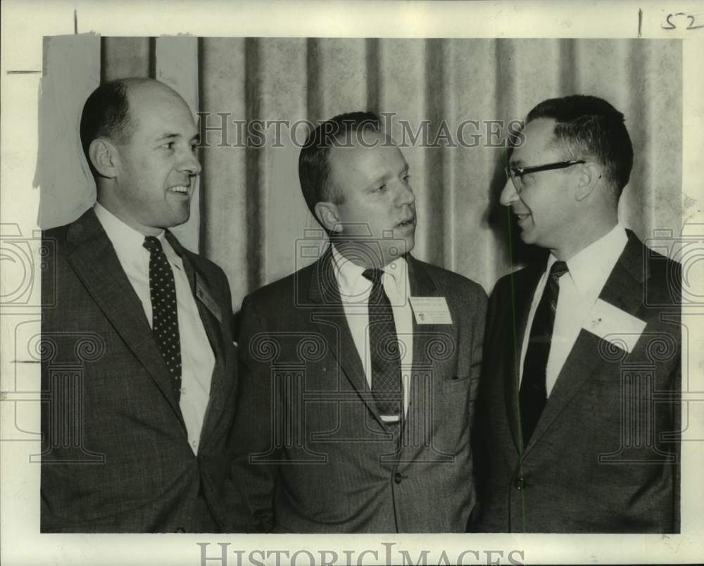 1957 Press Photo Southern Agents Conference chair James Walker and officers- Historic Images