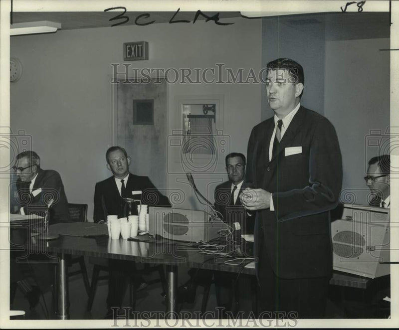 Load image into Gallery viewer, 1961 Press Photo Jerome J. McGrath, speaking at Land &amp; Royalty Owners meeting
